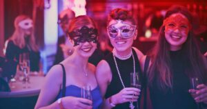 Read more about the article Throw the Perfect Masked Bash In London With These Masquerade Party Ideas