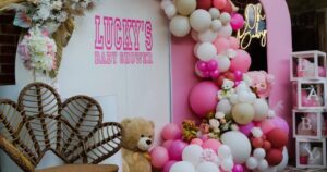 Read more about the article What Are the Must-Have Decorations for Your baby shower Celebration?