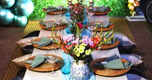 Read more about the article How to Create Stunning Table Settings for Your themed party?