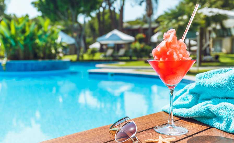 outdoor night pool party decoration