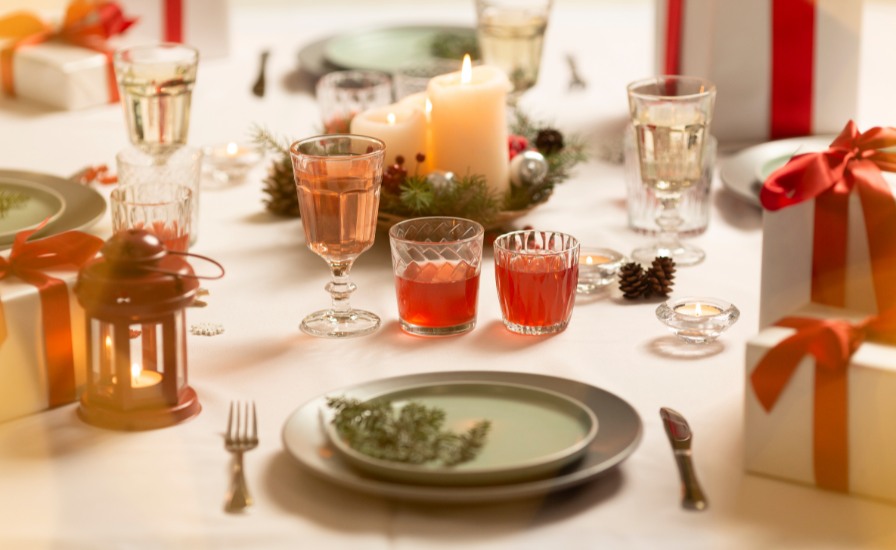 Trending Christmas Dinner Decor Ideas